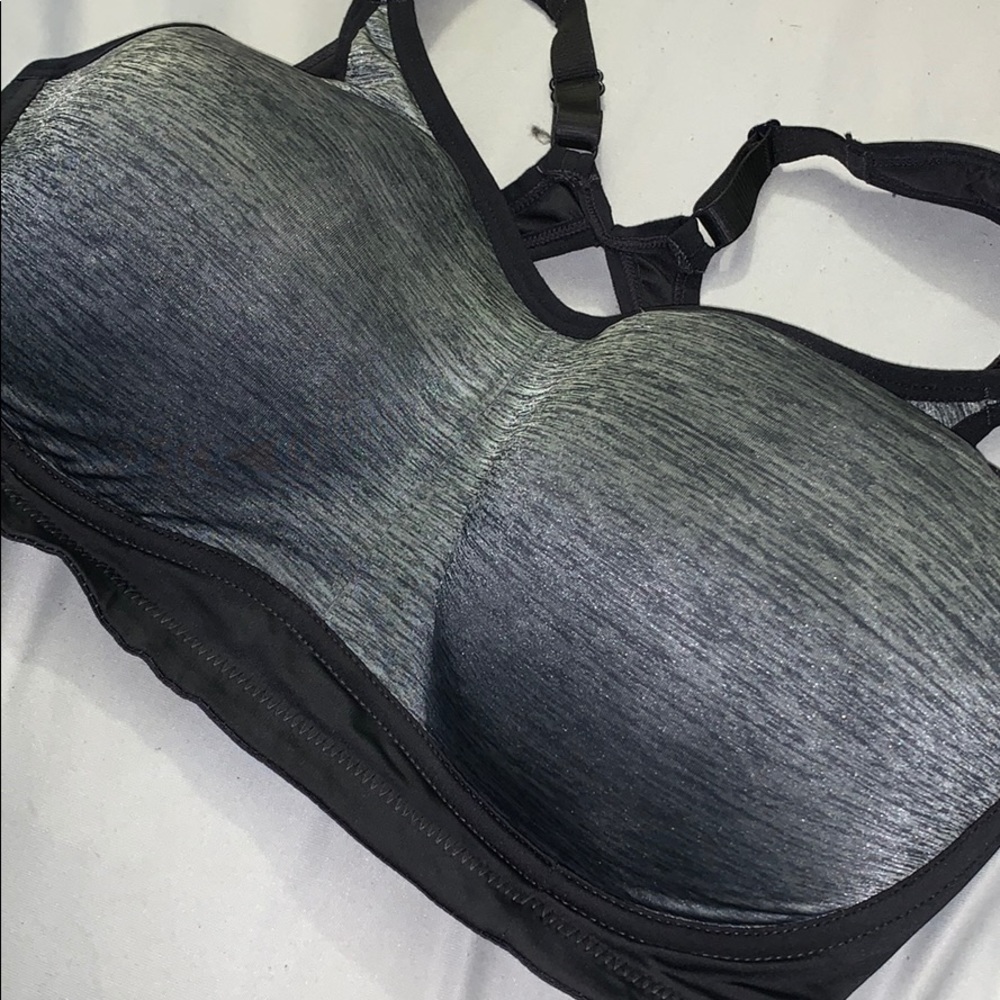 Bra - Picture 2 of 3